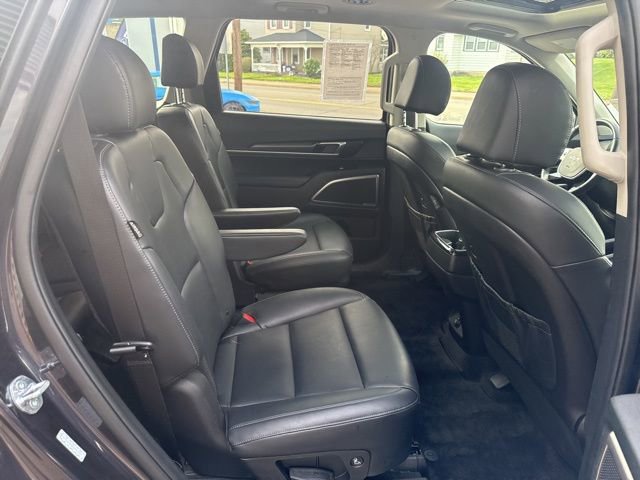 Used 2025 Kia Telluride S AWD/4WD image 40
