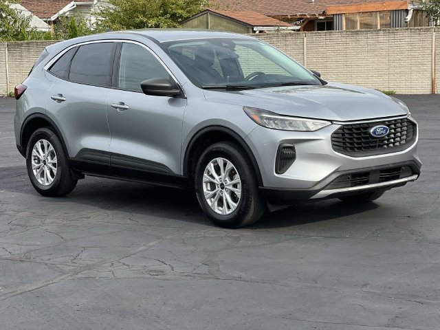 Certified 2023 Ford Escape Active AWD/4WD image 7