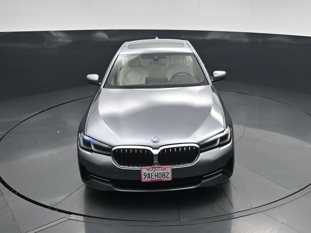 Used 2022 BMW 530e w/ Convenience Package RWD image 35