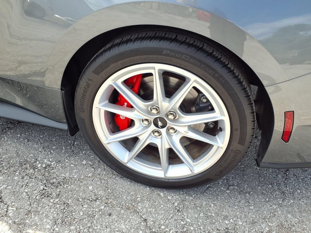Certified 2025 Ford Mustang GT Premium RWD image 32