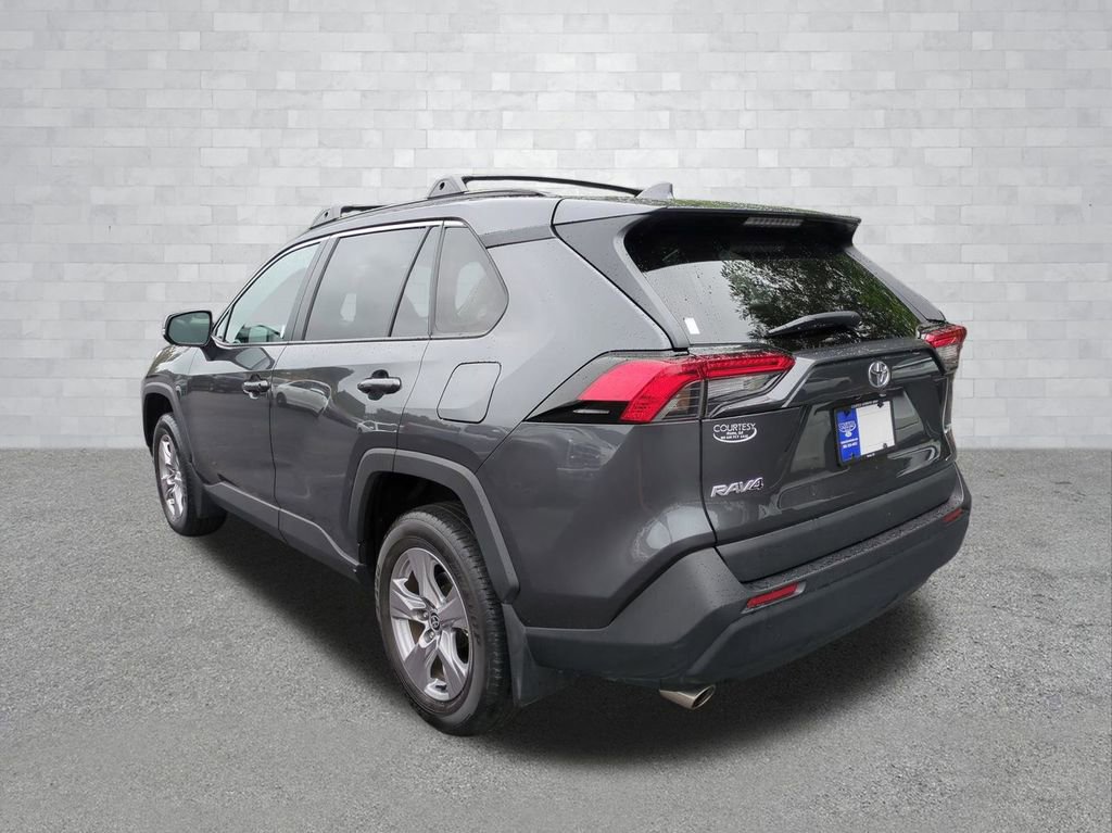 Used 2023 Toyota RAV4 XLE w/ Convenience Package FWD image 7