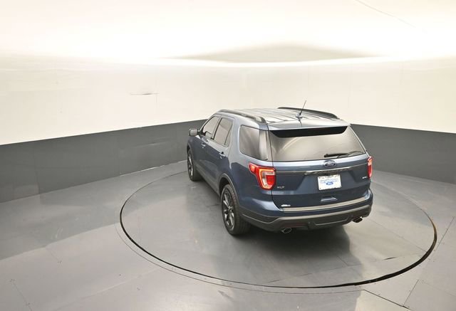 Certified 2019 Ford Explorer XLT w/ Equipment Group 202A AWD/4WD image 28