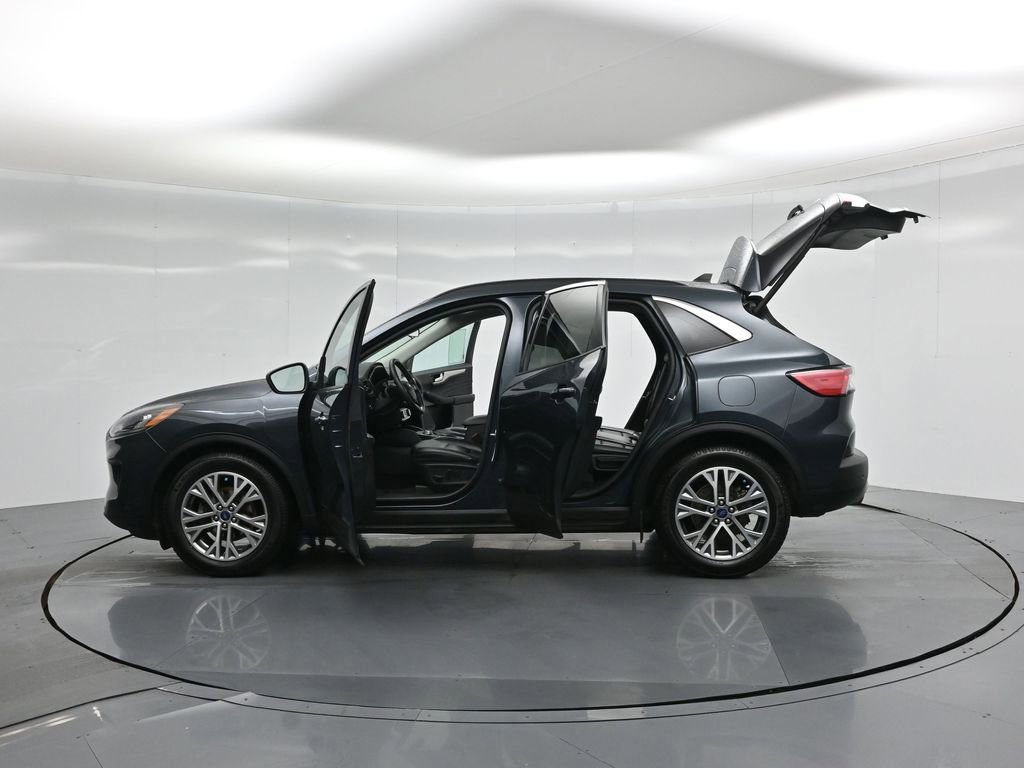 Certified 2022 Ford Escape SEL image 36