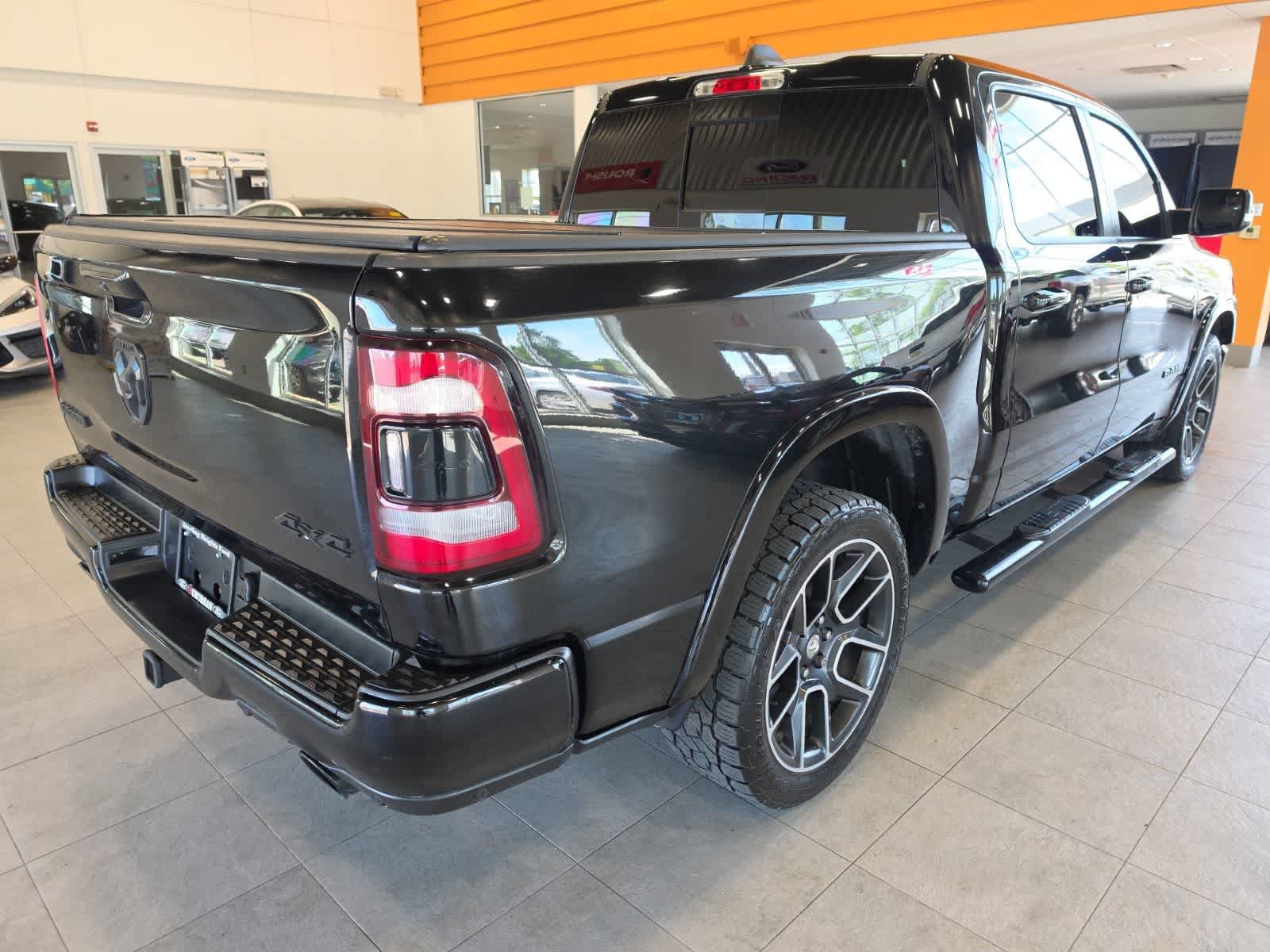 Used 2019 RAM 1500 Laramie AWD/4WD image 7