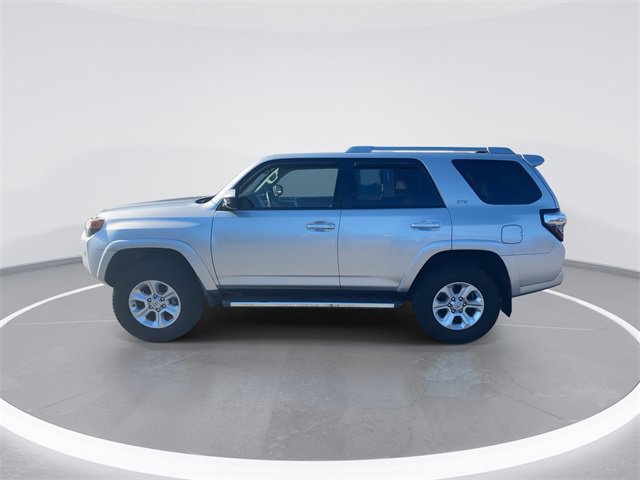 Used 2018 Toyota 4Runner SR5 image 3
