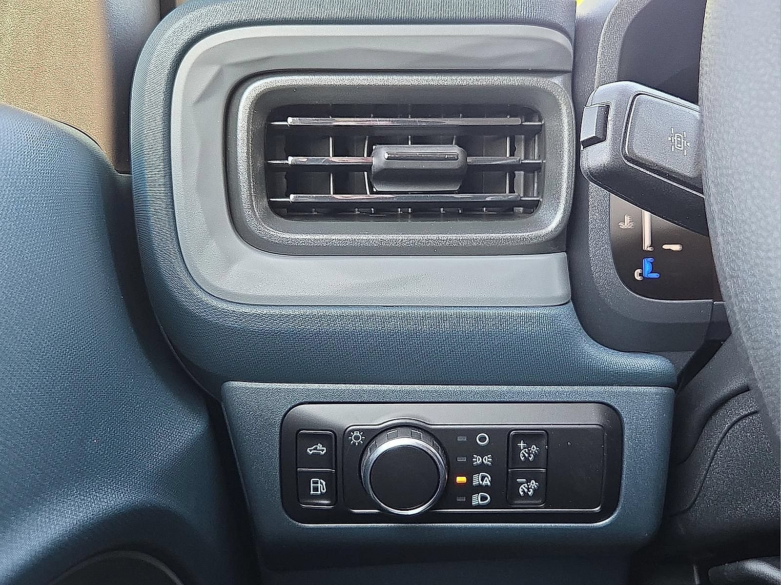 Certified 2026 Ford Maverick XL FWD image 17