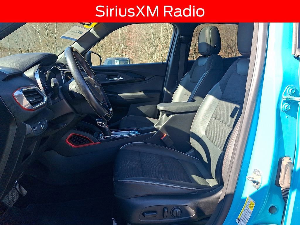 Used 2021 Chevrolet TrailBlazer RS w/ Sun and Liftgate Package image 13