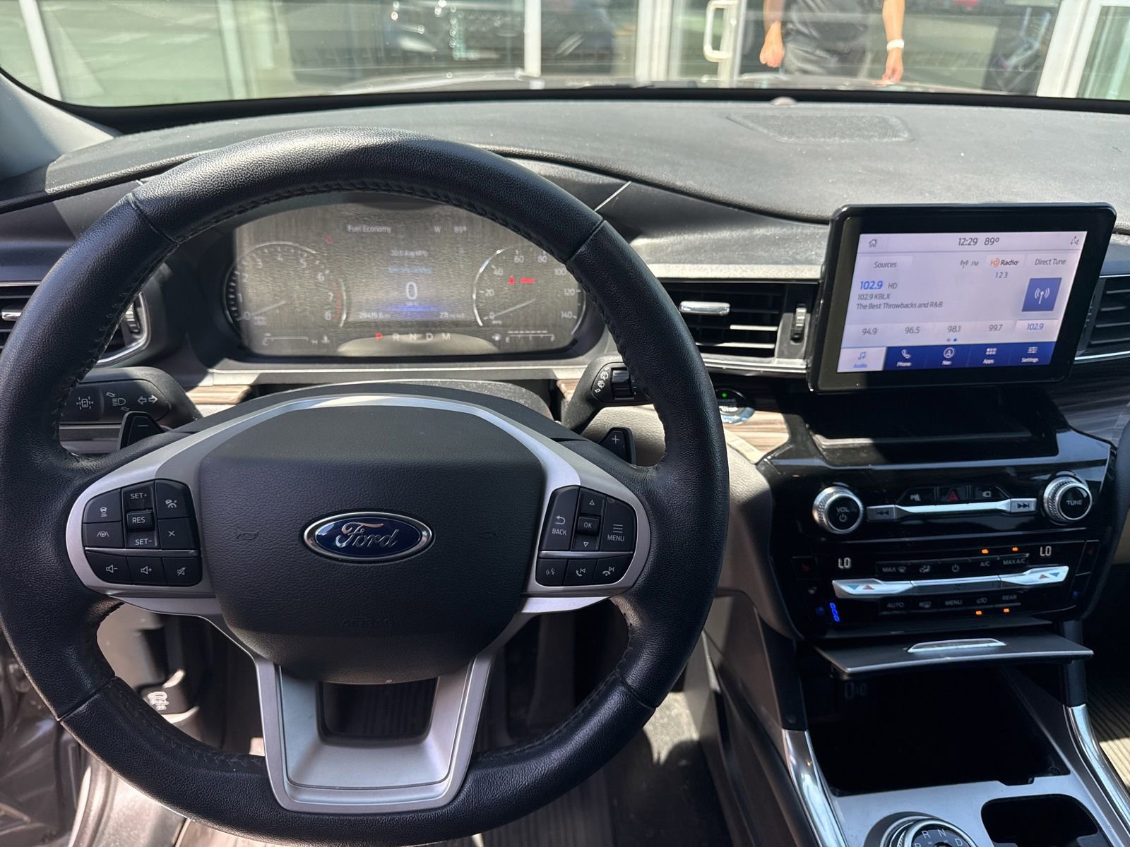 Certified 2021 Ford Explorer Limited w/ Hybrid Equipment Group 310A AWD/4WD image 11