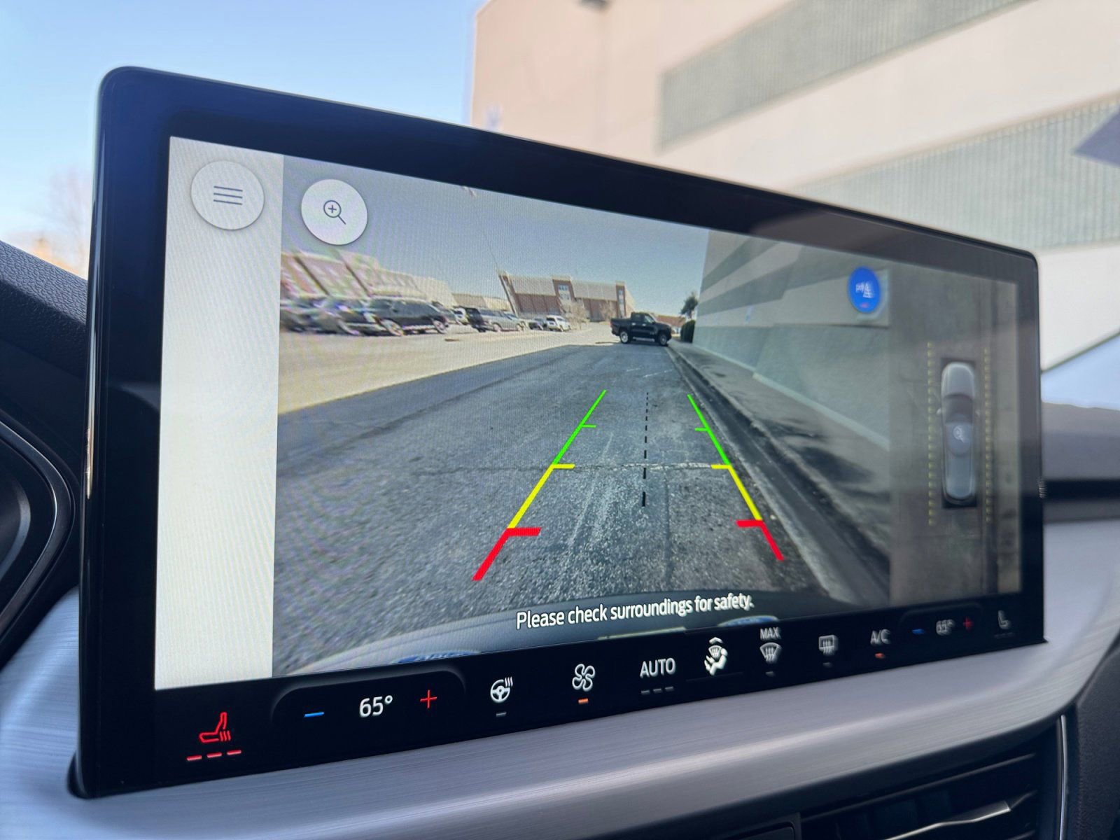 Certified 2025 Ford Escape Platinum w/ Premium Technology Package image 30