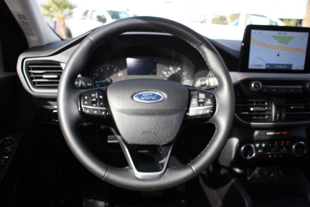 Certified 2022 Ford Escape SE w/ Convenience Package FWD image 16