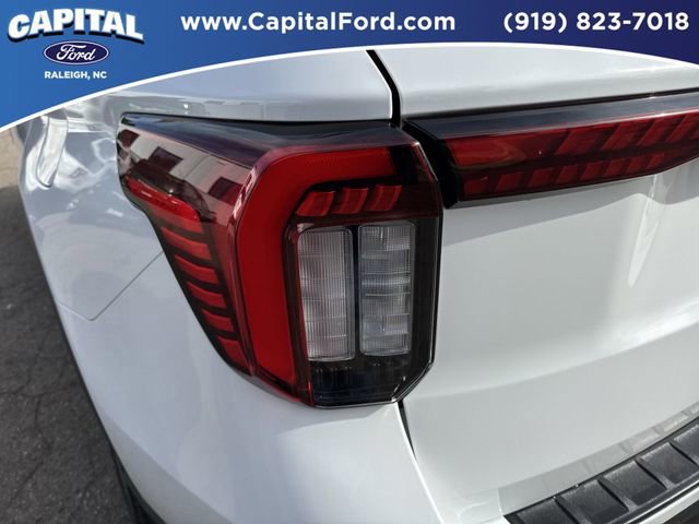 Certified 2025 Ford Explorer Active w/ Active Comfort Package image 15