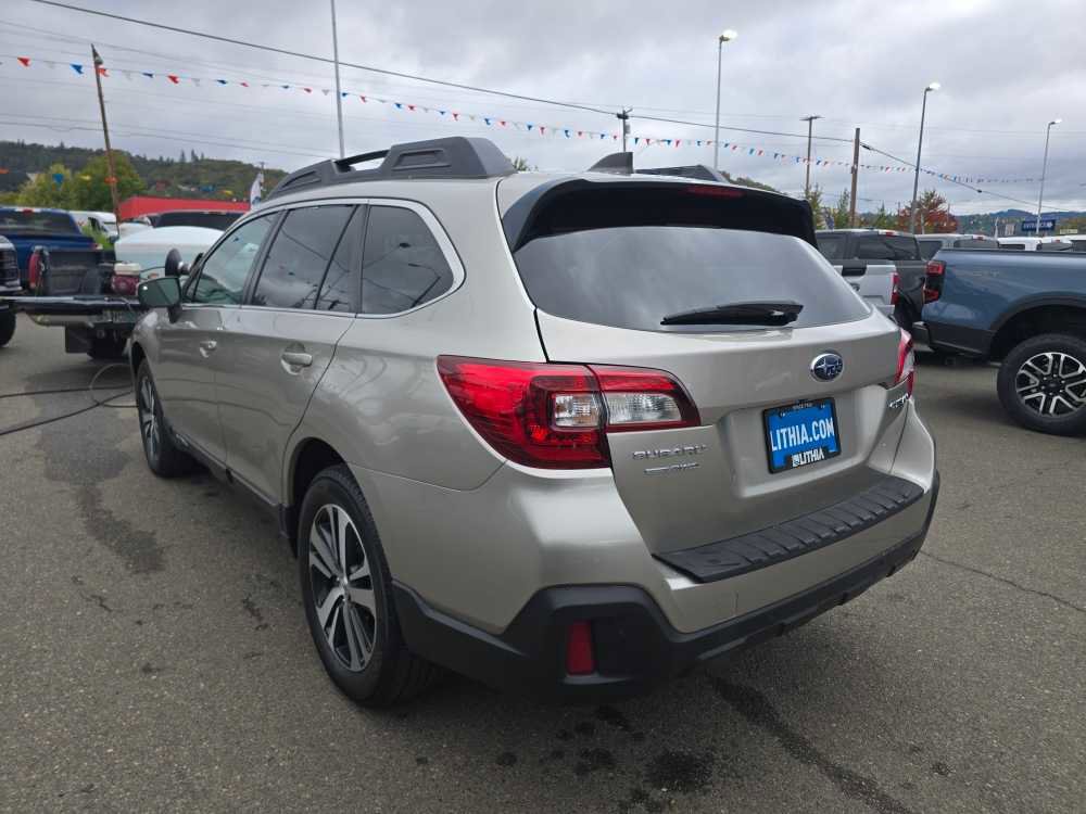 Used 2019 Subaru Outback 2.5i Limited image 3
