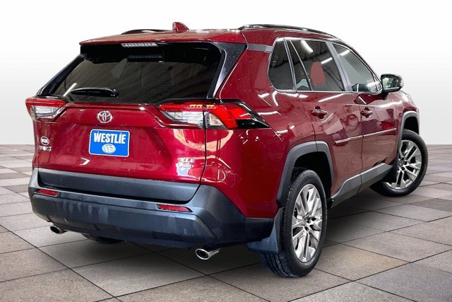 Used 2025 Toyota RAV4 XLE Premium w/ Weather Package AWD/4WD image 5