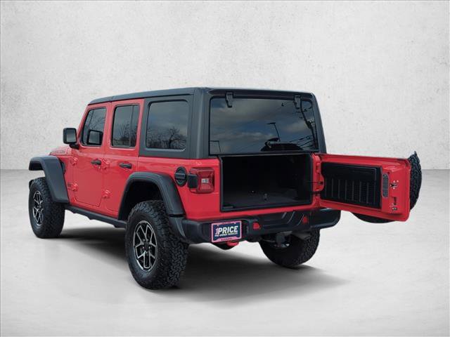 Used 2025 Jeep Wrangler Rubicon w/ Convenience Group image 5