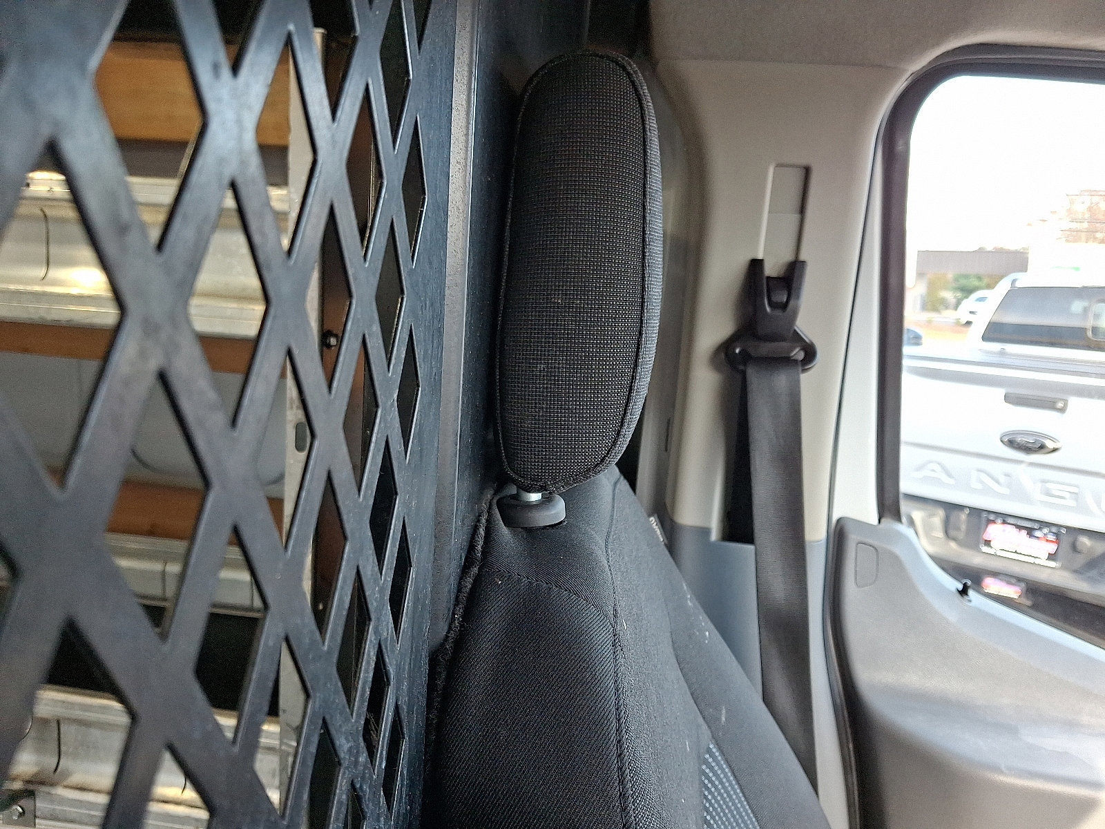 Certified 2018 Ford Transit 250 130 Low Roof w/ Exterior Upgrade Package image 13