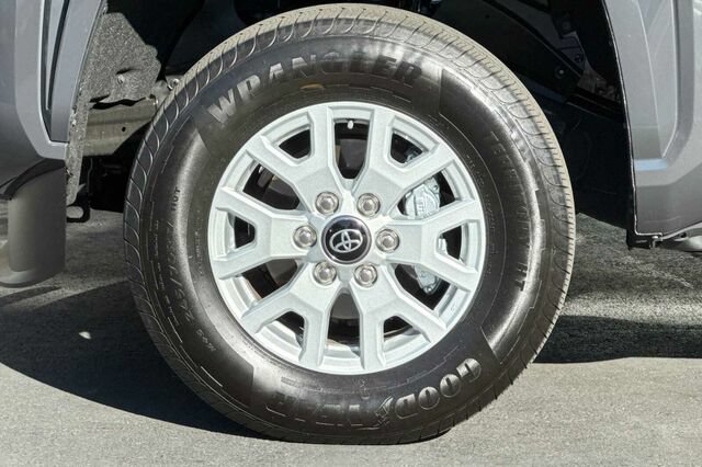 Used 2026 Toyota Tacoma SR5 AWD/4WD image 26