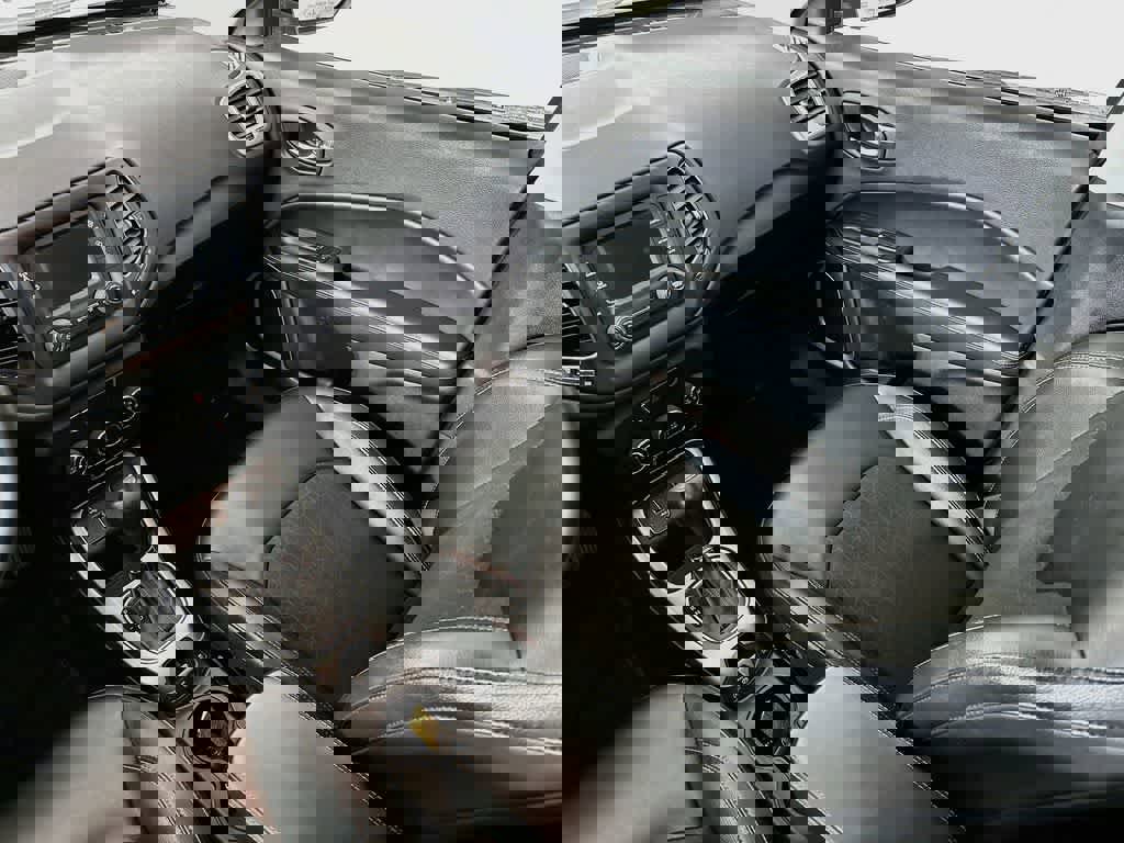 Used 2018 Jeep Compass Latitude image 10