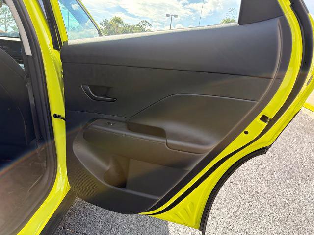 Used 2025 Hyundai Kona SE FWD image 5