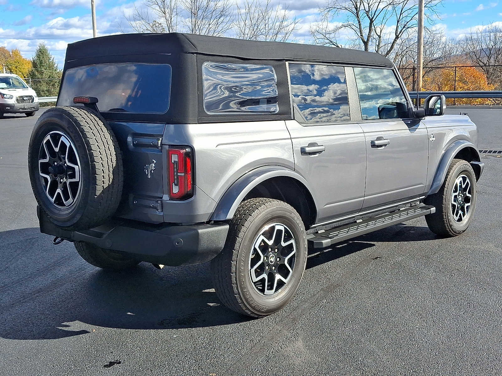Certified 2023 Ford Bronco Outer Banks image 4