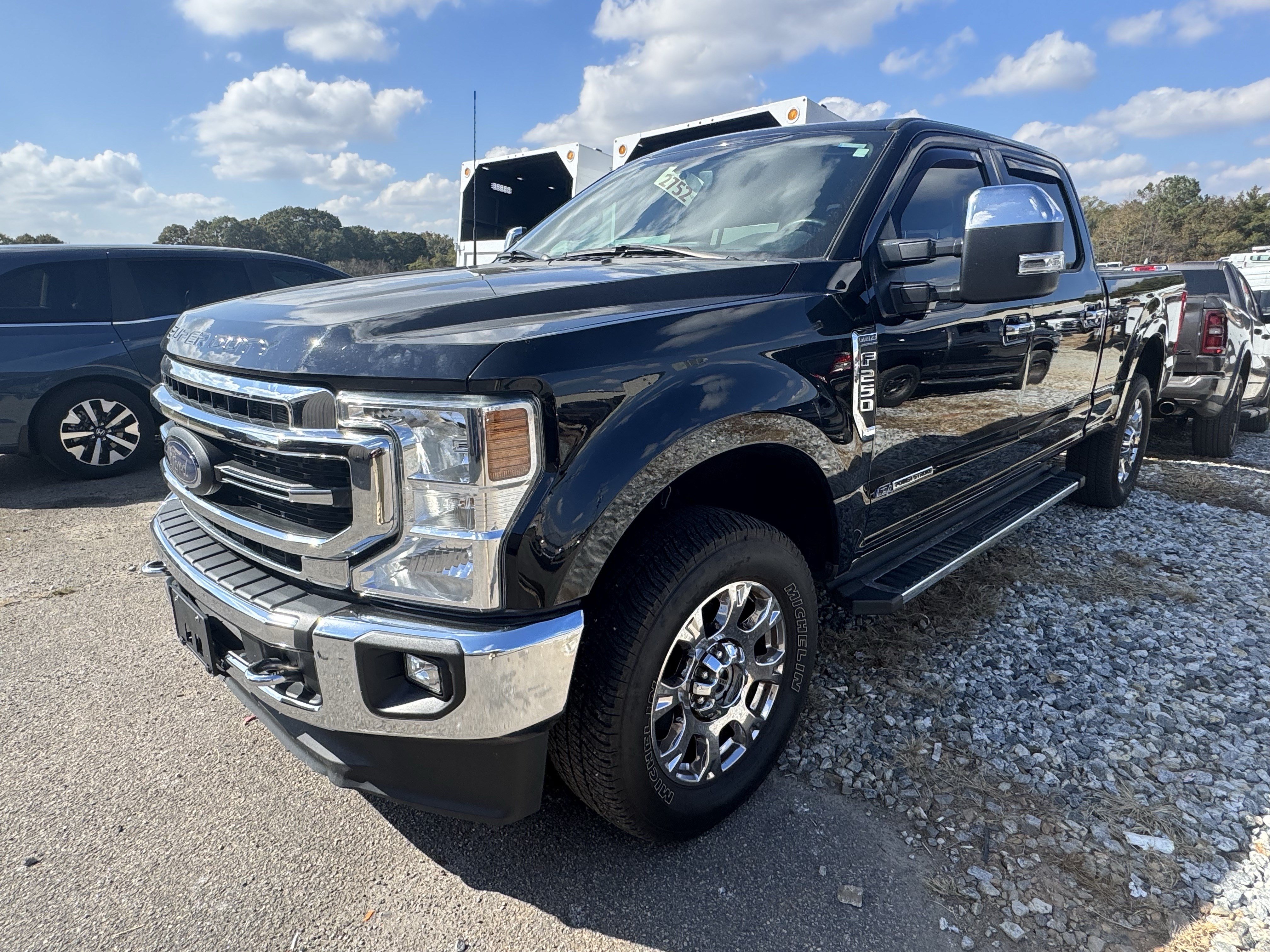 Certified 2022 Ford F250 Lariat w/ Lariat Ultimate Package AWD/4WD image 2