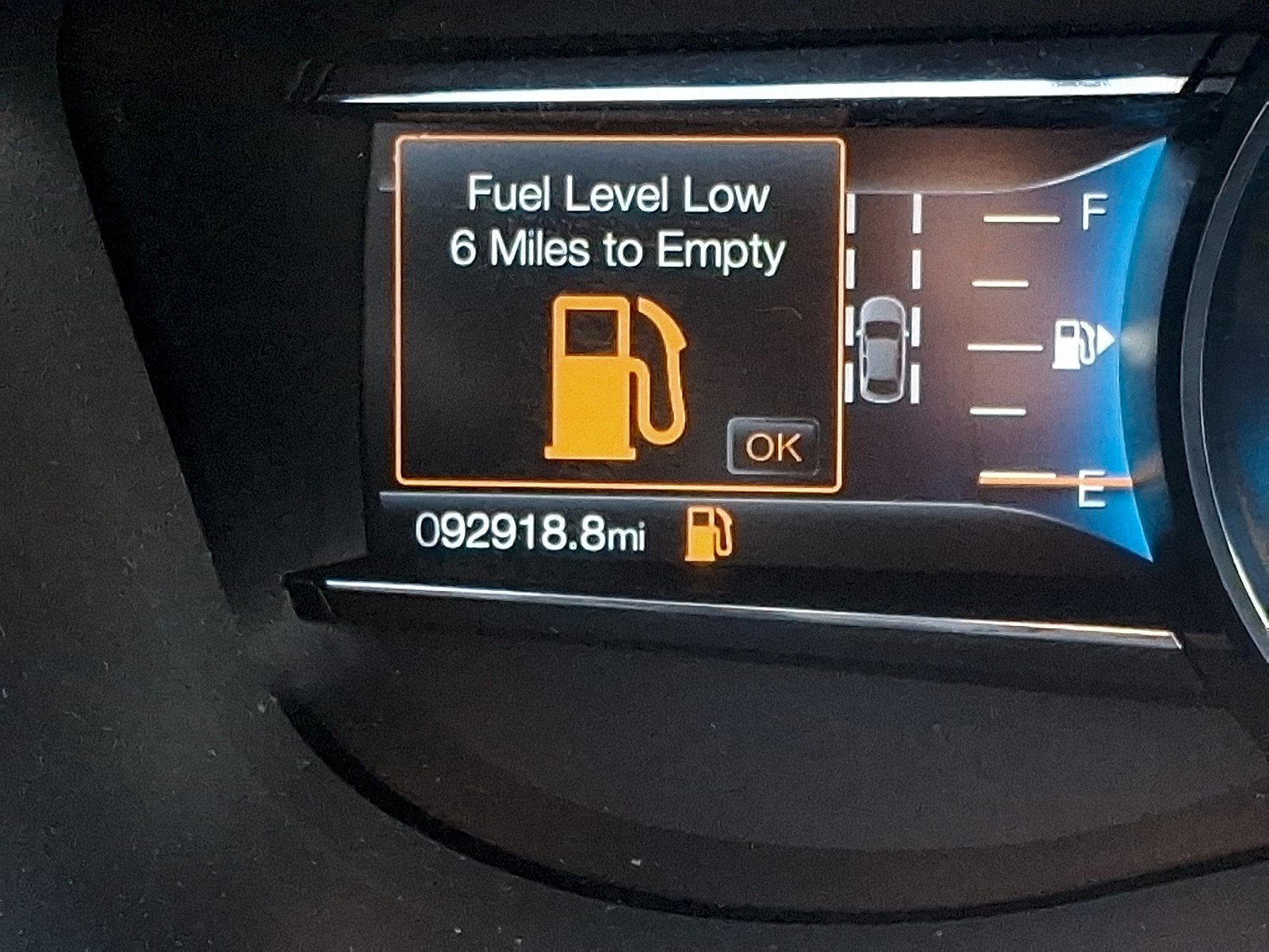 Certified 2019 Ford Explorer Limited w/ Ford Safe & Smart Package FWD image 18
