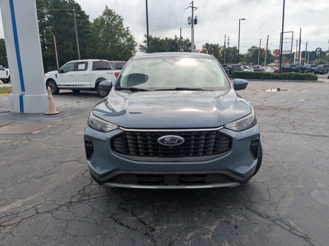 Certified 2023 Ford Escape Active w/ Tech Pack #2 FWD image 3