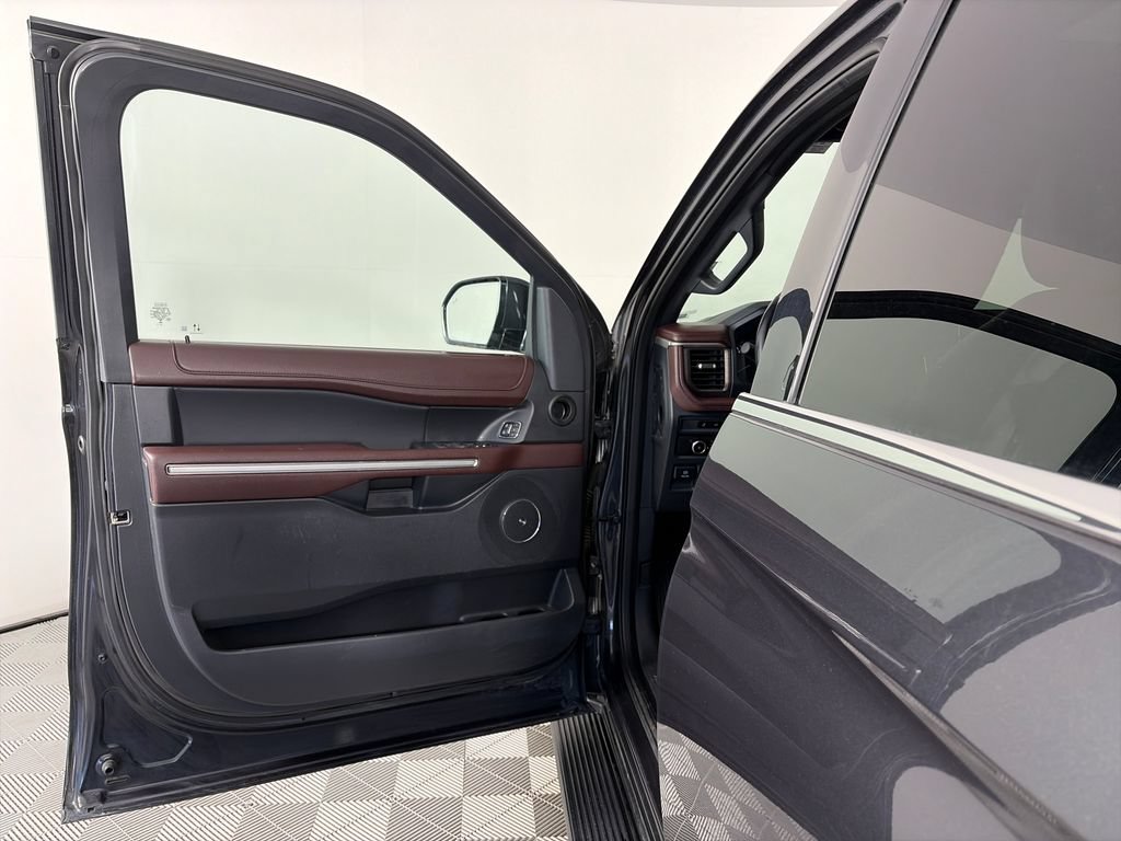 Certified 2024 Ford Expedition Max Limited AWD/4WD image 10
