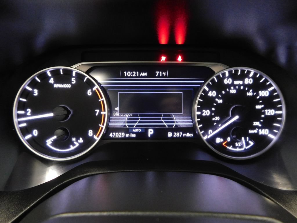 Used 2025 Nissan Rogue SV AWD/4WD image 25