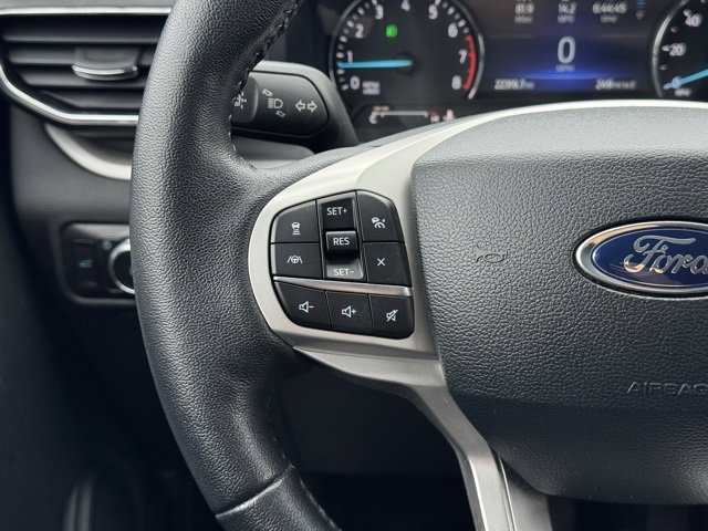 Certified 2023 Ford Explorer XLT w/ Equipment Group 202A image 27