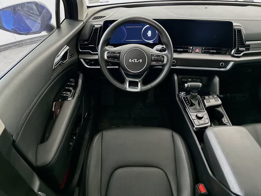 Used 2025 Kia Sportage SX FWD image 10