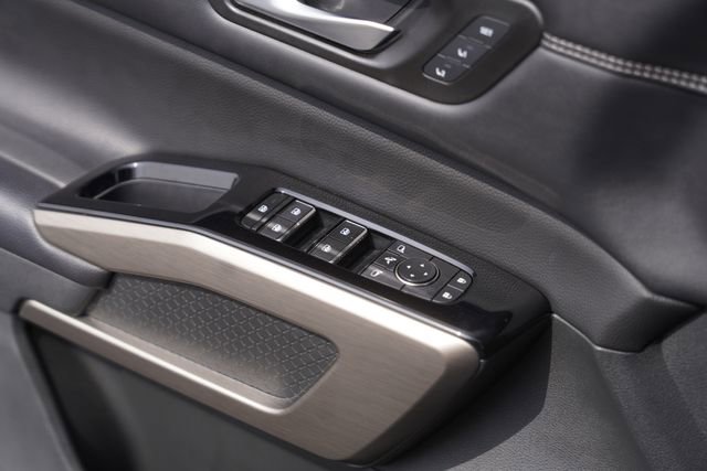 Used 2024 Nissan Pathfinder Platinum FWD image 30