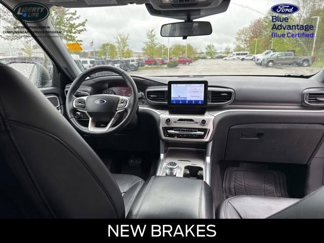 Certified 2022 Ford Explorer XLT w/ Equipment Group 202A AWD/4WD image 13