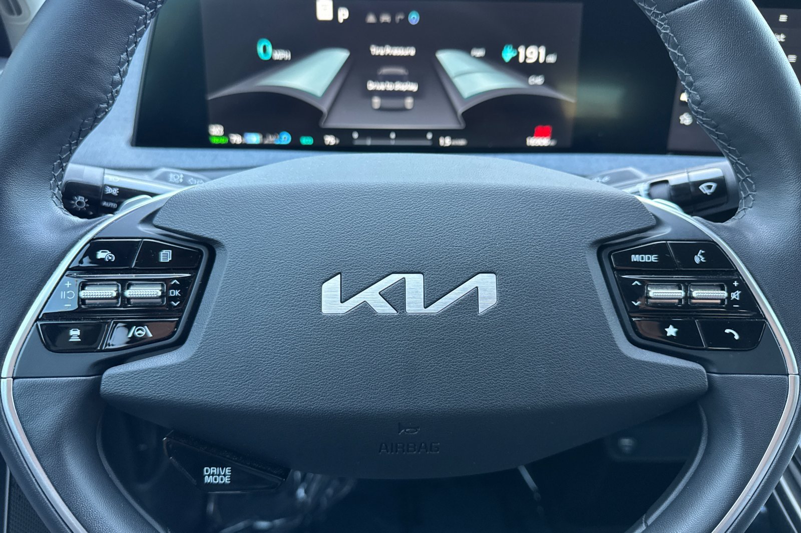 Used 2024 Kia EV6 Wind w/ Wind Technology Package AWD/4WD image 25