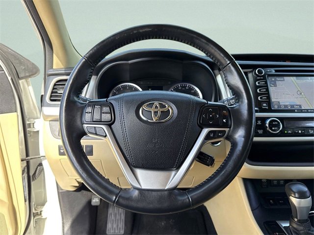 Used 2017 Toyota Highlander Limited image 44