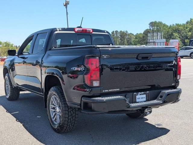 Used 2023 Chevrolet Colorado LT w/ LT Convenience Package II AWD/4WD image 5