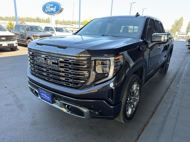Used 2024 GMC Sierra 1500 Denali Ultimate AWD/4WD image 3