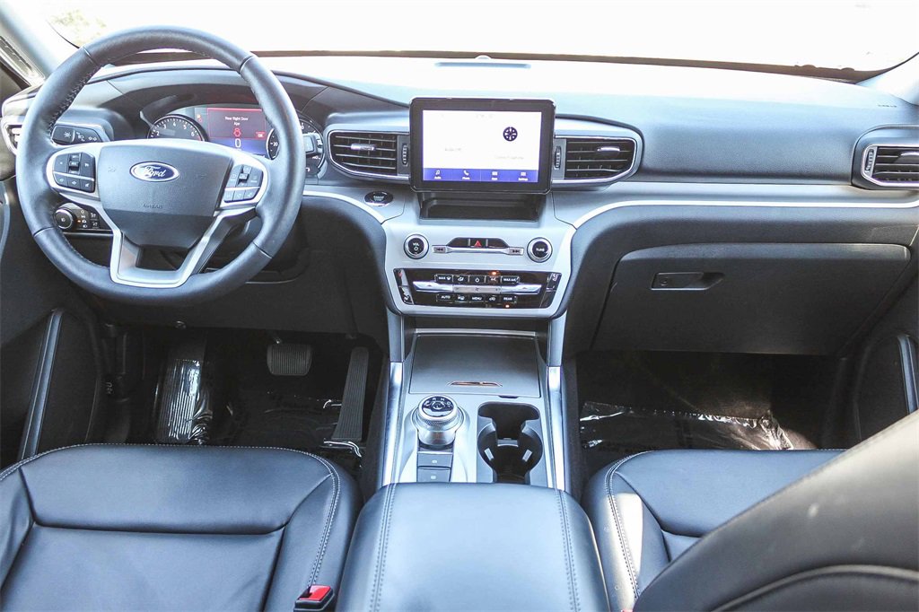 Certified 2023 Ford Explorer XLT w/ Equipment Group 202A image 17