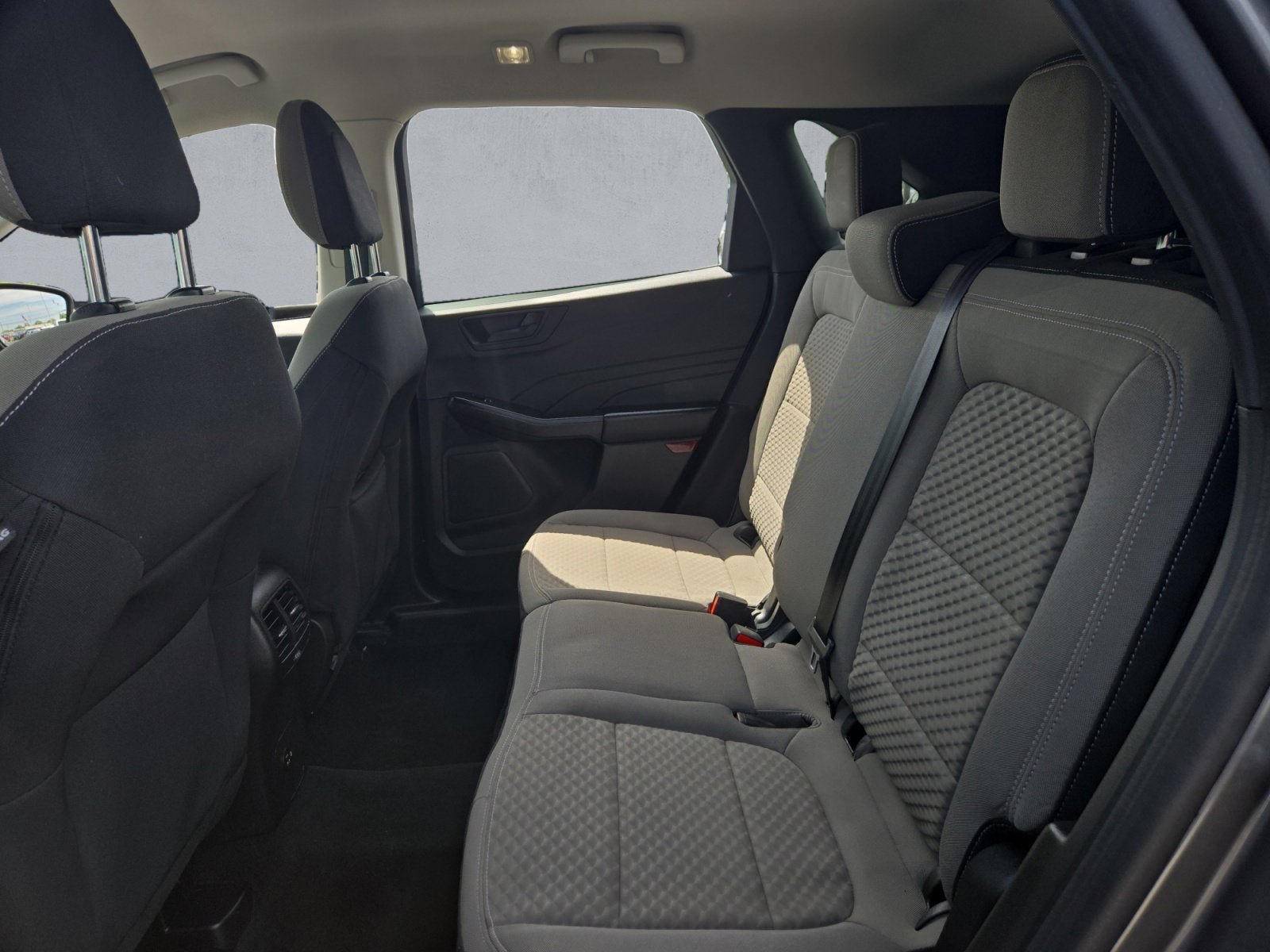 Certified 2022 Ford Escape SE w/ Cold Weather Package AWD/4WD image 23