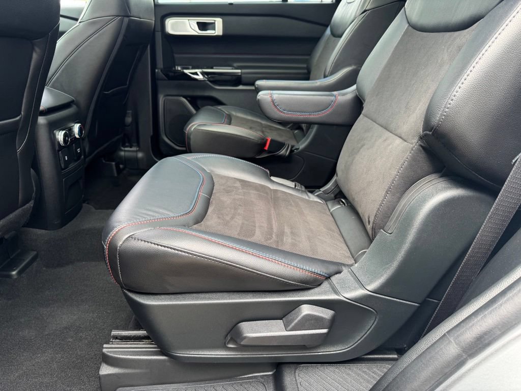 Certified 2023 Ford Explorer ST w/ Technology Package AWD/4WD image 8