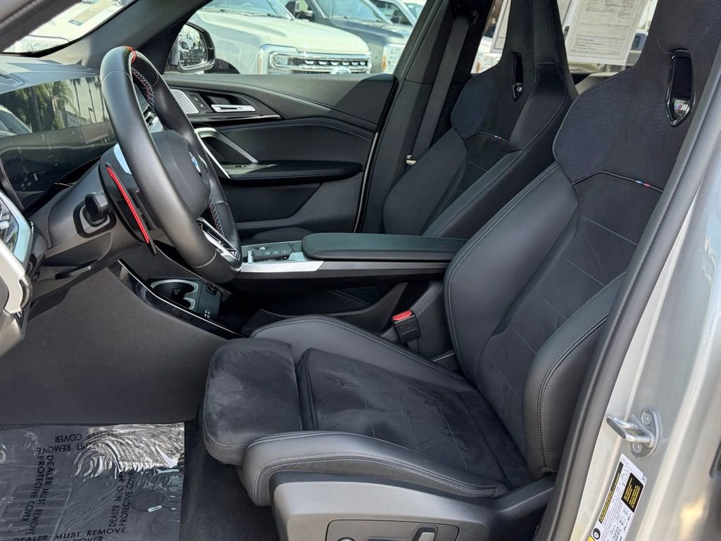 Used 2024 BMW X1 M35i w/ Premium Package image 17