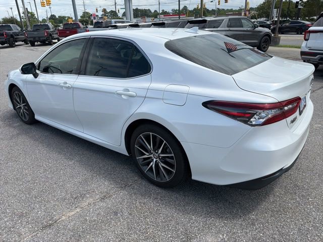 Used 2023 Toyota Camry XLE FWD image 5