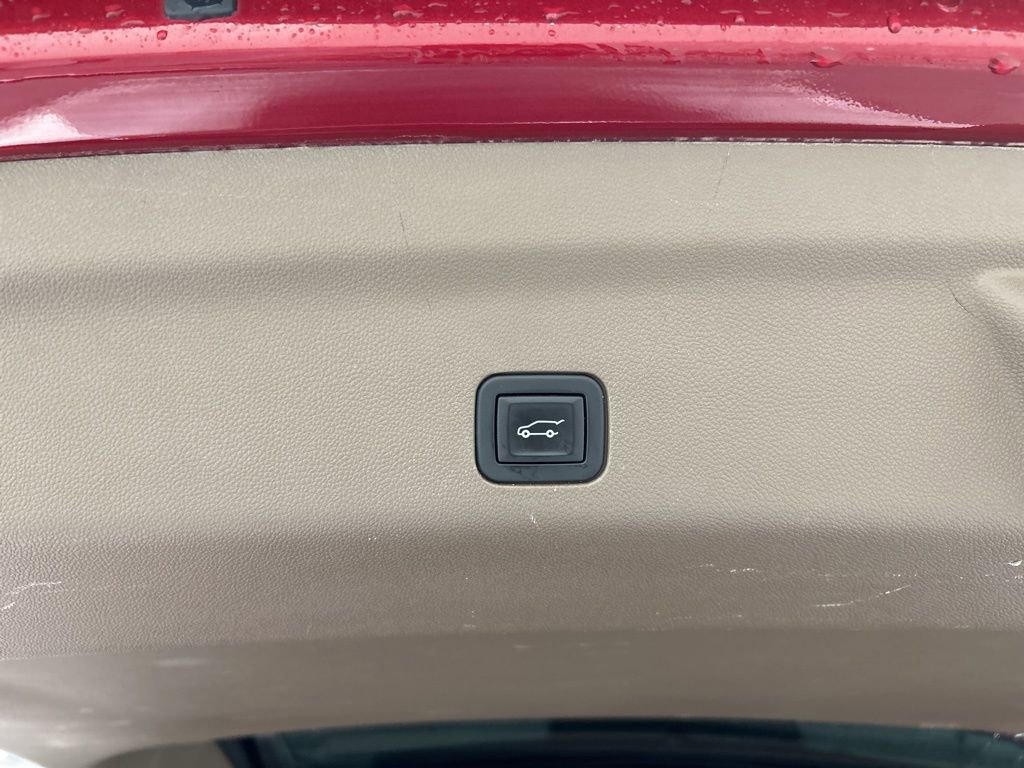 Used 2021 GMC Yukon Denali AWD/4WD image 32