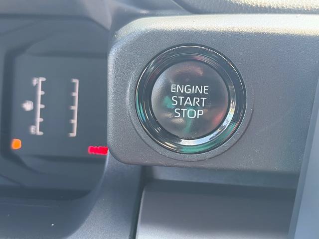 Used 2024 Toyota Tacoma SR5 AWD/4WD image 13