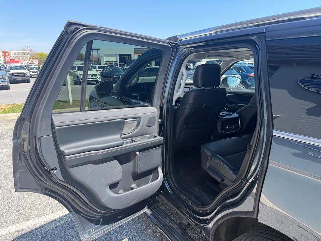 Certified 2025 Ford Expedition Platinum w/ Driver's Package image 12