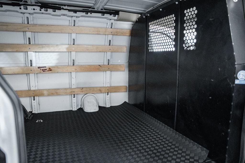 Used 2024 GMC Savana 2500 w/ Driver Convenience Package image 36
