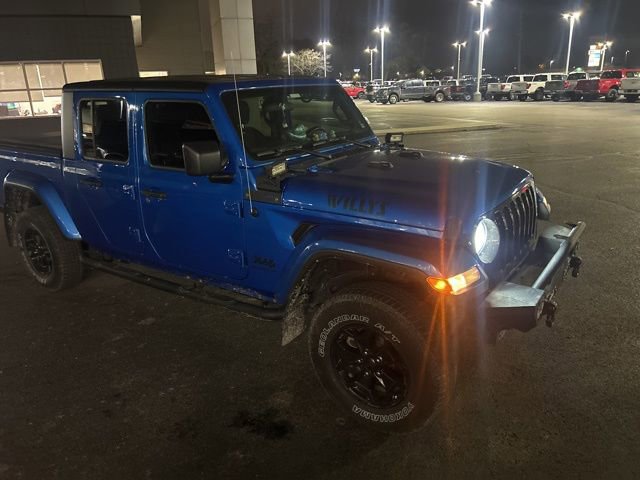 Used 2021 Jeep Gladiator Sport image 1