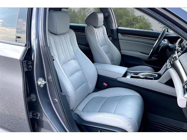 Used 2019 Honda Accord Touring image 28