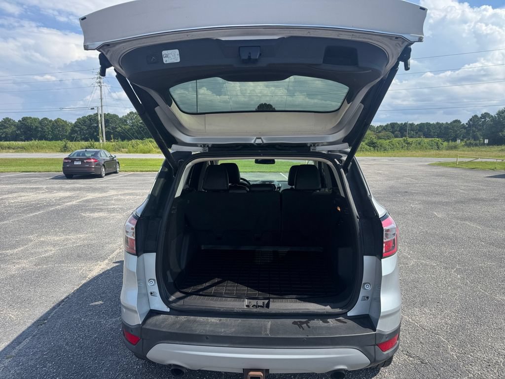Certified 2017 Ford Escape Titanium AWD/4WD image 16