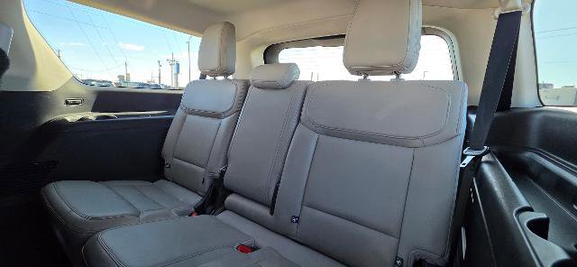 Certified 2025 Ford Expedition Max Active AWD/4WD image 9