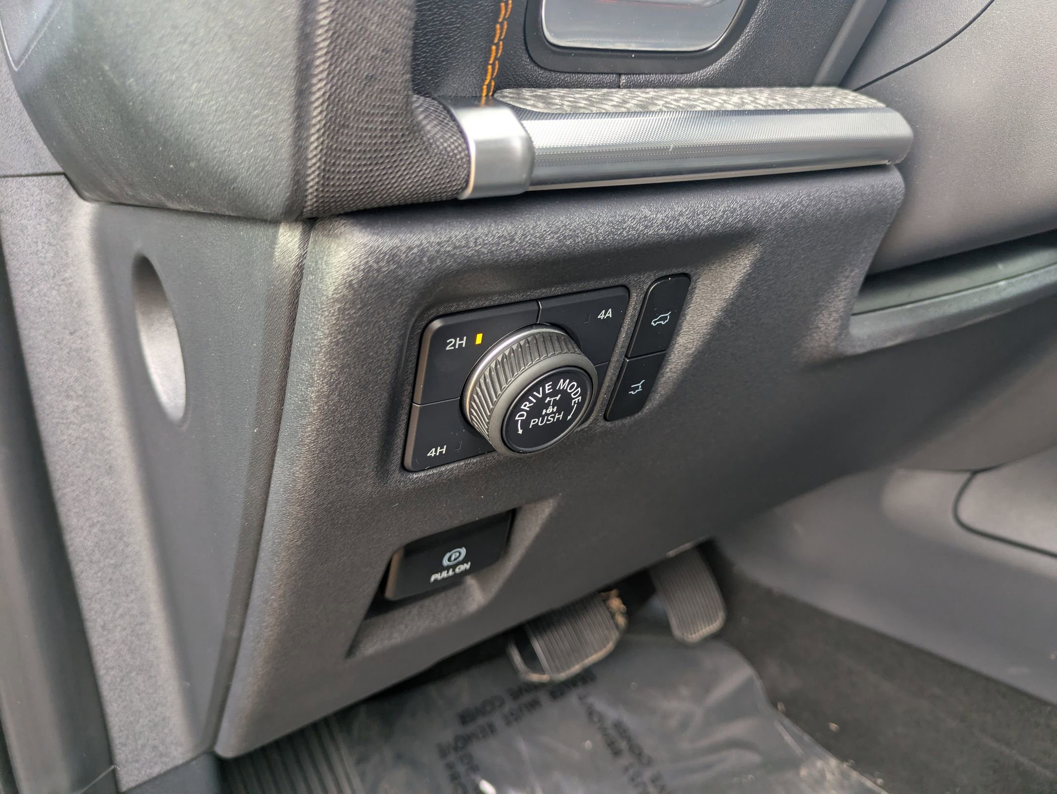 Certified 2025 Ford Expedition Tremor image 14